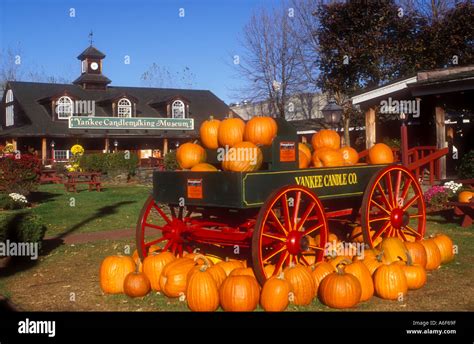 Yankee Candle South Deerfield Hi Res Stock Photography And Images Alamy