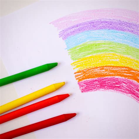 Crayons 101: How to Make Crayon Art