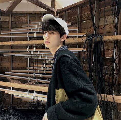 Hot Boy X Trung V I Ngo I H Nh P H N Hoa T A Nam Ch Nh Trong Anime