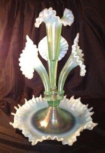 Fenton Lime Green Opalescent Coin Dot Ruffled Vase