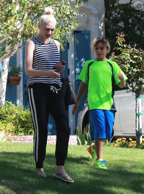 Photo Exclusif Gwen Stefani Se Rend Chez Ses Parents Avec Son Fils