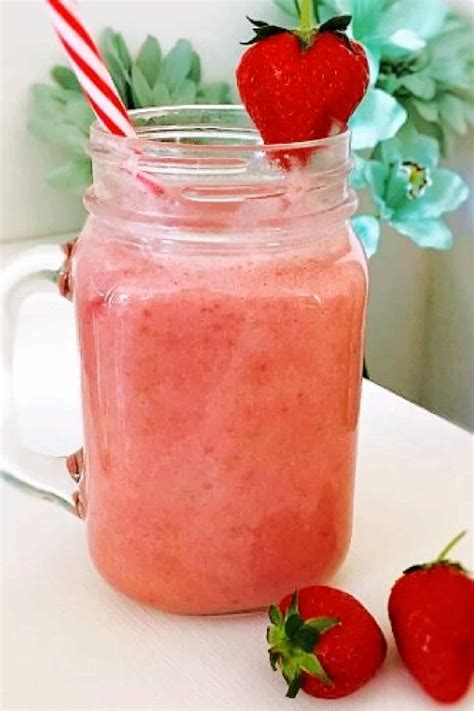 Strawberry Banana Smoothie With Coconut Milk My Gorgeous Recipes