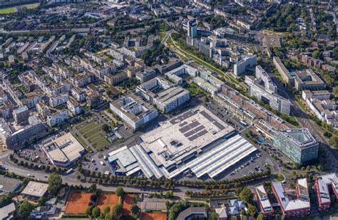 Luftaufnahme Düsseldorf Gebäude des Großhandelszentrum METRO in