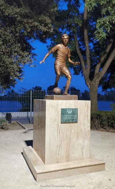 The Sporting Statues Project Honouring The Footballers Of Coria Del