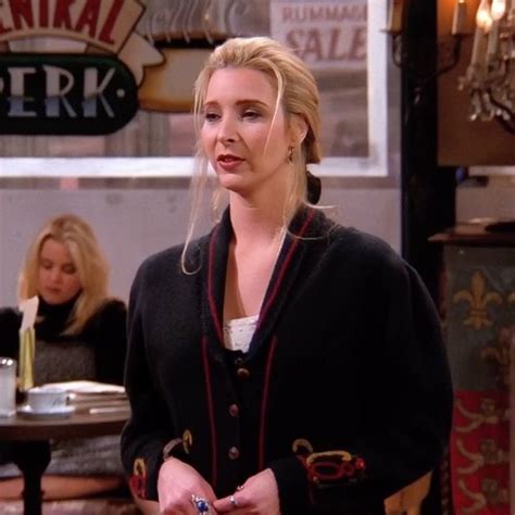 Pin by Kathryn on phoebe buffay | Phoebe buffay, Phoebe buffay outfits ...