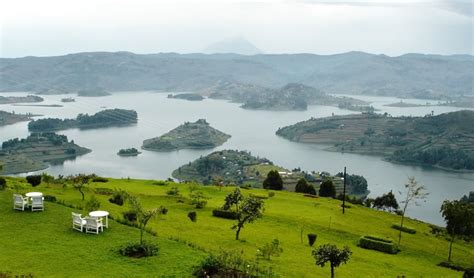 Visit Lake Bunyonyi On Your Uganda Safari African Pearl Safaris