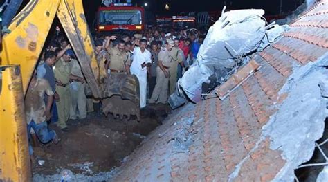 Kerala Fire Live Major Fire At Puttingal Temple In Kollam 105 Dead