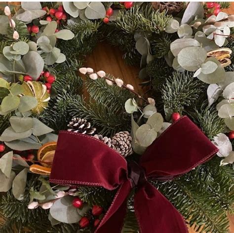 Christmas Luxury 14″ Wreath Bridge Of Weir Florist Flower Delivery