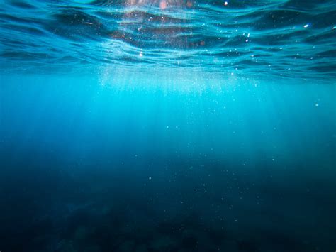 4000x3000 Deep Underwater Ray Water Wafe Under Gopro Png Images