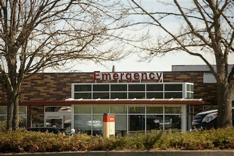 Saanich Peninsula Hospital sees COVID-19 outbreak - Saanich News