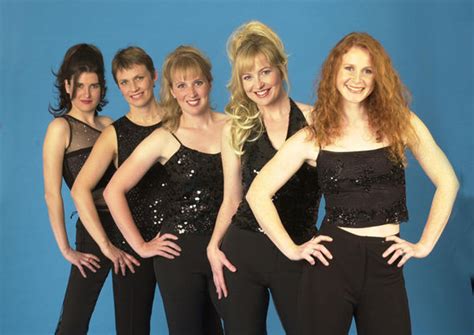 8 Hot Sexy Isobel Lang Bikini Pics