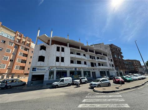 Edificio Abandonado En La Entrada De Dénia Dé