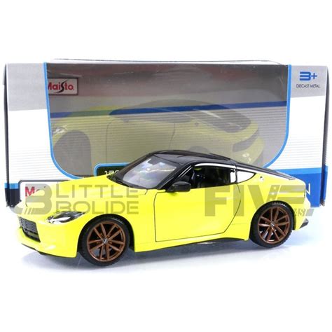 MAISTO 1/24 – NISSAN 400Z – 2022 - Five Diecast