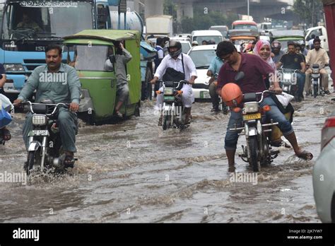 Lahore Pakistan 29th July 2022 Pakistani People Wade Through A