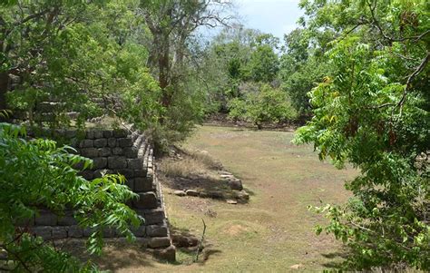 Sigiriya Water Fountains 2024 - SIGIRIYA Sri Lanka - Official Travel Guide