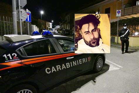 Ucciso Davanti A Casa C Un Fermato Caccia Al Complice