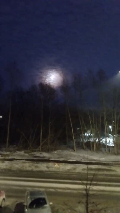 Из-за леса из-за гор😼 - YouTube