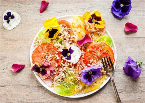 23 Edible Flower Recipes That Are Almost Too Pretty To Eat