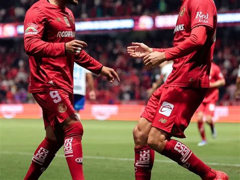 Con Paulinho y Alexis Vega, esta es la tabla de goleadores histórica