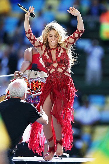 Hot Pics Photos Of Celebrity Sightings Around The World Us Weekly Shakira Celebrities