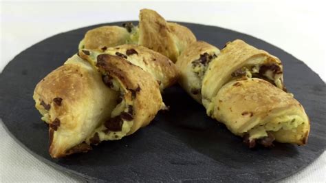 Puff Pastry Croissants Filled With Herbal Cheese And Olives Youtube