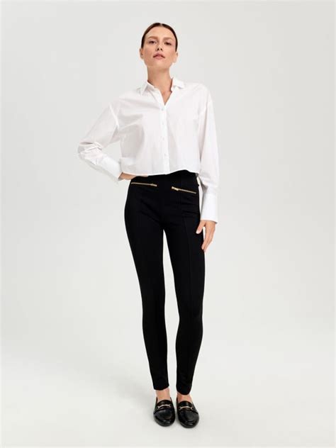 Pantaloni din stofă Culoare negru SINSAY 4771X 99X