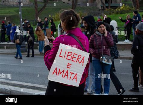 Roma Manifestazione Del 25 Novembre 2023 Contro La Violenza Sulle