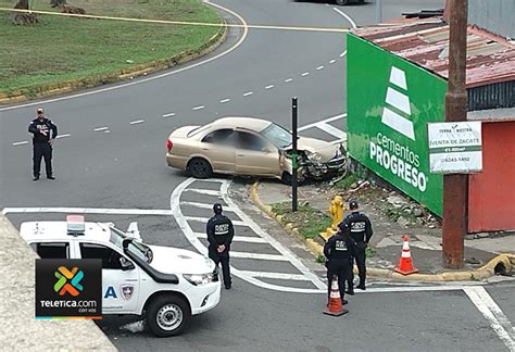 Hombre muere acribillado dentro de carro en Circunvalación Teletica