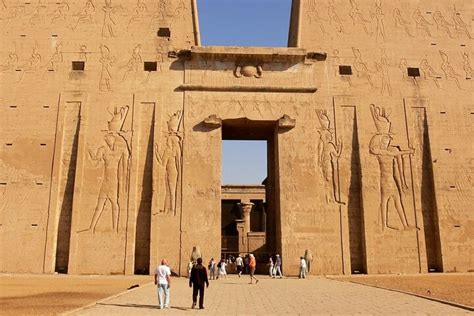 Tripadvisor Viagem Privada De Um Dia Ao Templo De Edfu E Ao Templo De