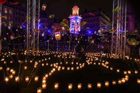 Lyon Fête Des Lumières 2021 Un 8 Décembre En Demi Teinte