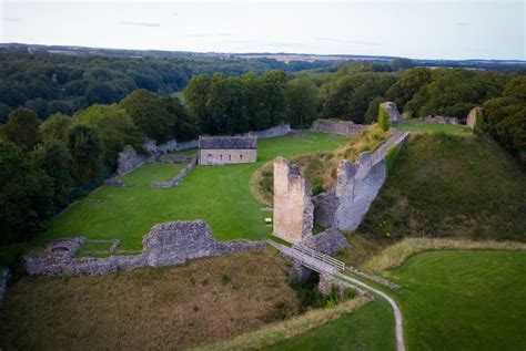 Pickering Castle | Get Tickets, Visitor Info | Castles History