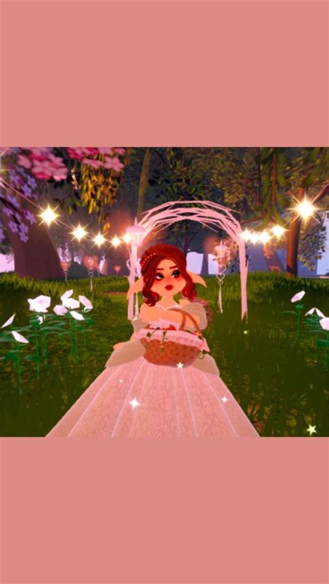 Picking Strawberries 🍓 😋 Royale High Outfits Regal High Aesthetic