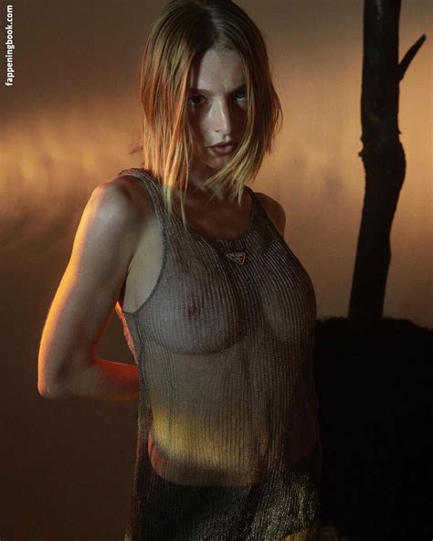 Hunter Schafer Nude And Leaked Collection Photos The Best Porn Website