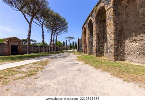 289 Pompeii Arena Italy Images, Stock Photos, 3D objects, & Vectors ...