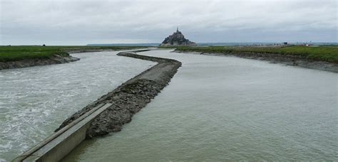 L Histoire Du Mont Saint Michel Le Couesnon Tr S Fou Ou Tr S Sage