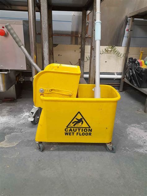 Mop Buckets for sale in Belfast | Facebook Marketplace