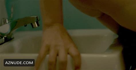 THE LIFEGUARD NUDE SCENES AZNude