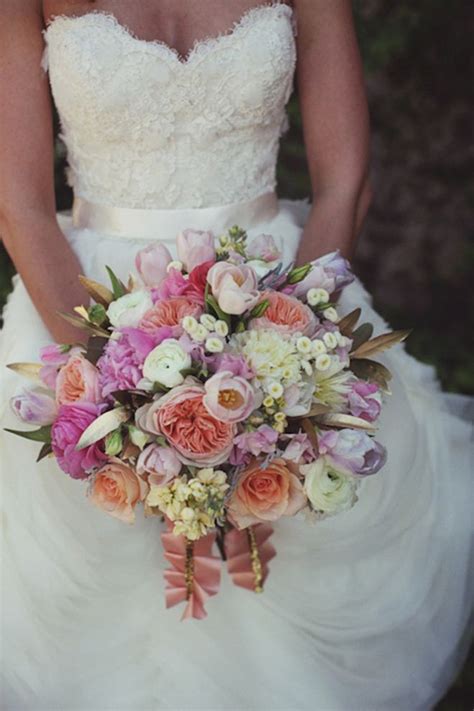 25 Stunning Wedding Bouquets Part 7 Belle The Magazine Wedding