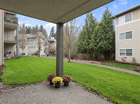 Beaverton Apartments | Woodview | Apartments Beaverton, OR