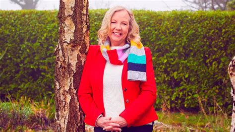 Dragons Den Star Deborah Meaden Buys Clothes In Charity Shops To Help