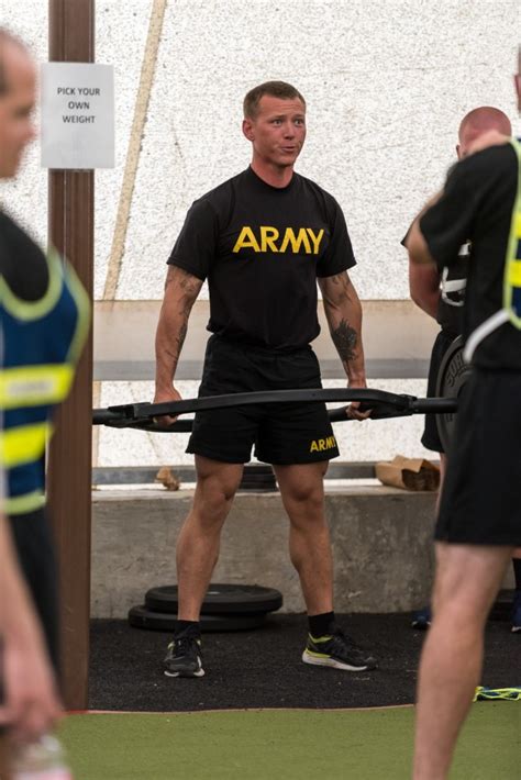 Military Policeman Named Top Army Drill Sergeant Article The United