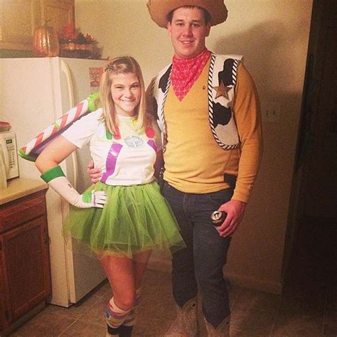 30 Delightful Disney Couples Costumes