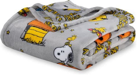 Berkshire Halloween Peanuts Snoopy Woodstock With Pumpkins 55 X 70 Inch Plush Throw