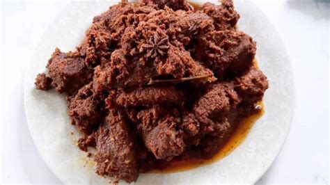 Ternyata Begini Cara Masak Rendang Sapi Yang Benar Khas Minang Simak