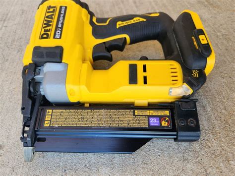 Dewalt Atomic Compact 20v Max Brushless 23 Ga Pin Nailer Tool Only