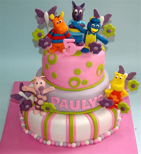 Backyardigans Cake