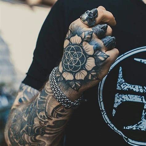 Inspira Es De Tatuagem Na M O Para Voc Fazer A Sua Em