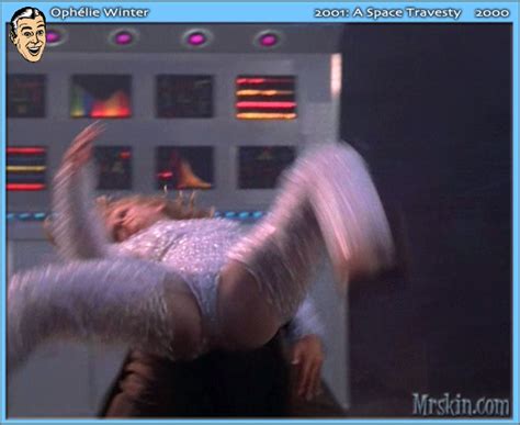 Naked Ophélie Winter in A Space Travesty