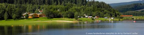 Ferienpark Am See In Bayern Feriendorf Mit Schwimmbad Oberpfalz