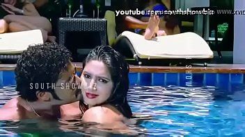 Ragini Dwivedi Extreme Hottest Seducing In Bikini XNXX